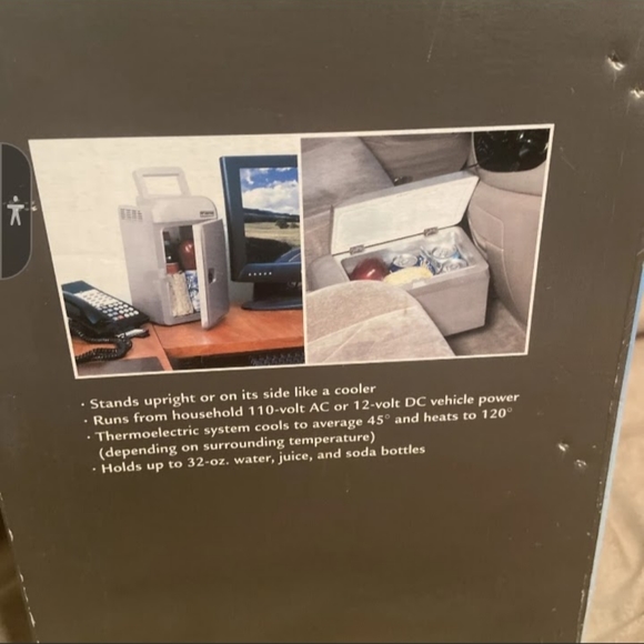 Vector Mini Fridge Cooler/Warmer - Picture 10 of 11